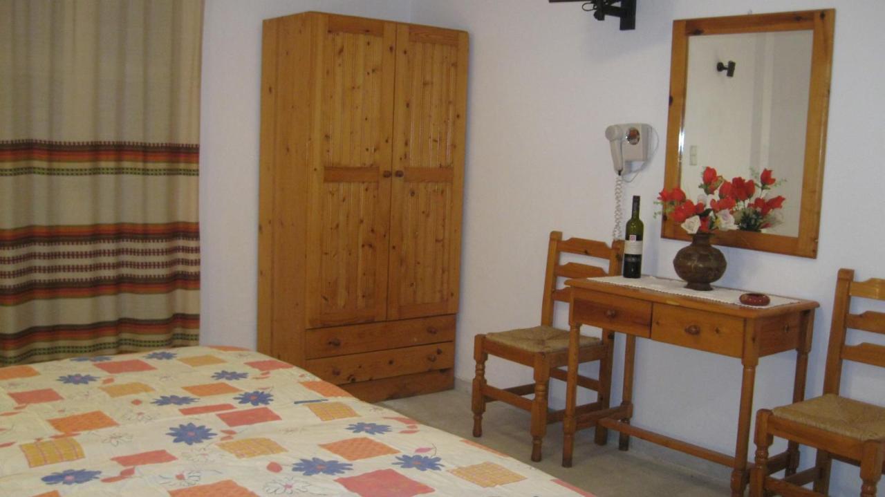 Aronis Plaka Naxos Apartment Exterior foto